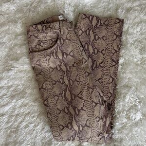 Hugo Buscati leather women’s pants snake print size 4 26 inch waist 29 inch long